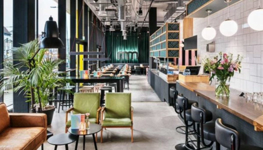 the_student_hotel_groningen_the_commons_colourful_area-600x400